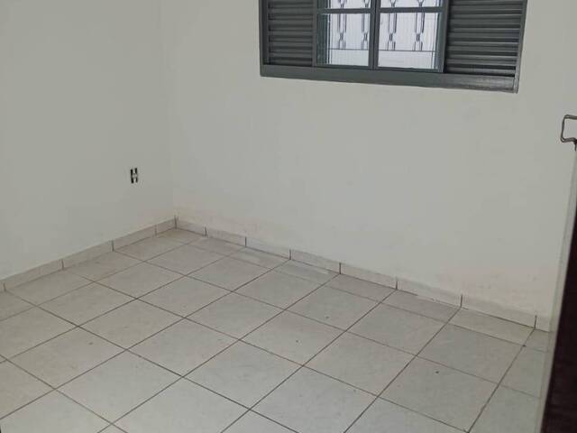 Casa para Venda em Taubaté - 4