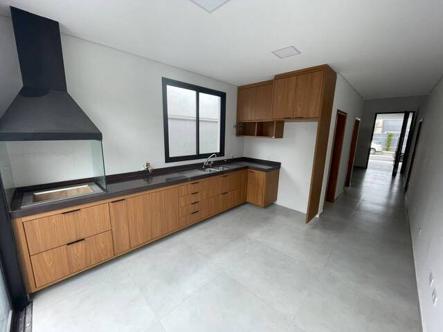 #32 - Casa para Venda em Tremembé - SP