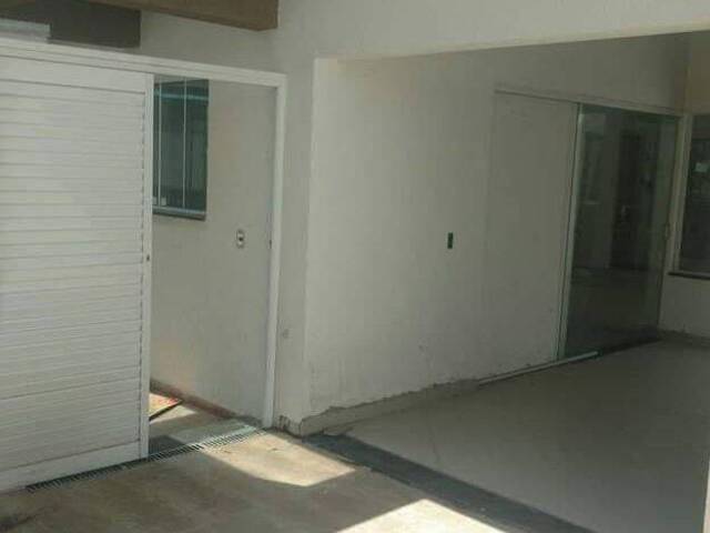 Casa para Venda em Tremembé - 4