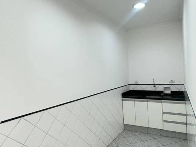 Ponto Comercial para Locação em Taubaté - 4