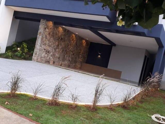 Venda em Loteamento Residencial Fazenda Casa Grande - Taubaté