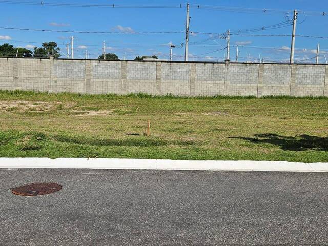 #114 - Terreno em condomínio para Venda em Tremembé - SP