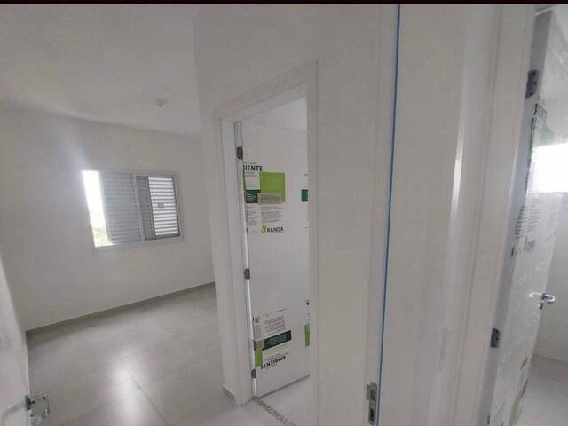 #120 - Apartamento para Venda em Taubaté - SP