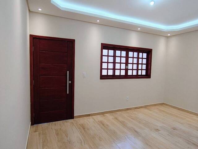 #123 - Casa para Venda em Caçapava - SP