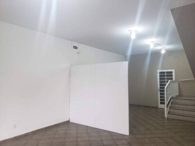 #132 - Salão Comercial para Locação em Taubaté - SP