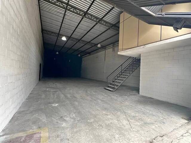 #172 - Galpão para Locação em Taubaté - SP