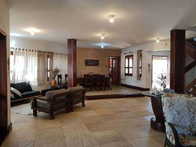 #204 - Casa para Venda em Taubaté - SP