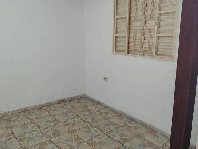 Casa para Venda em Taubaté - 4