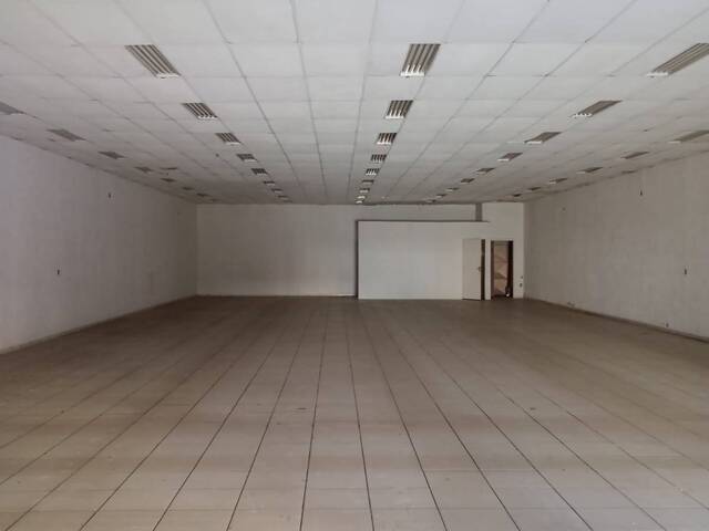 #221 - Sala para Locação em Taubaté - SP