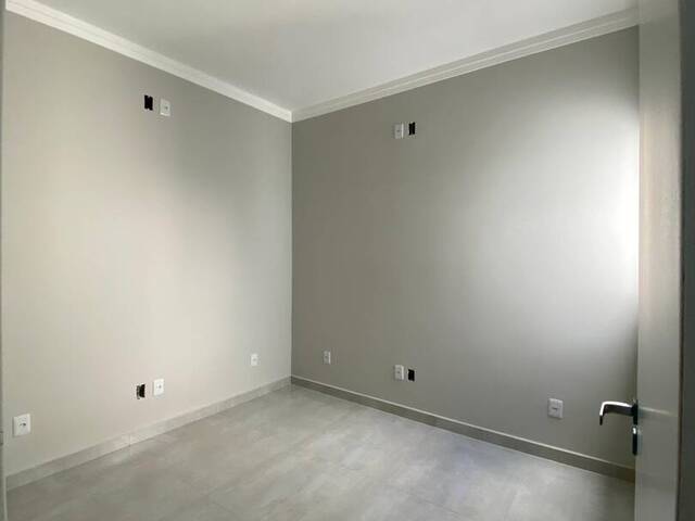 Casa para Venda em Taubaté - 4