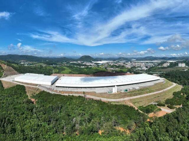#238 - Galpão para Locação em Taubaté - SP