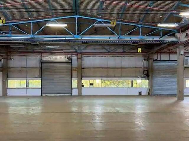 #239 - Galpão para Locação em São José dos Campos - SP