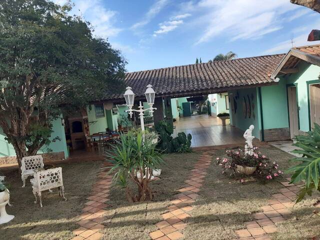 #272 - Casa para Venda em Taubaté - SP