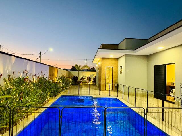 #278 - Casa em condomínio para Venda em Tremembé - SP