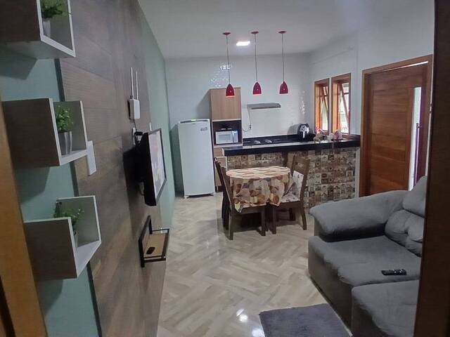 #85 - Casa para Venda em Taubaté - SP