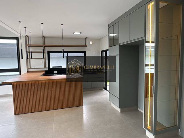 #312 - Casa em condomínio para Venda em Taubaté - SP